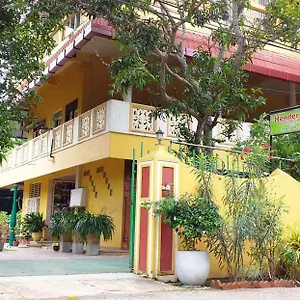 Henderson Airport Homestay Negombo