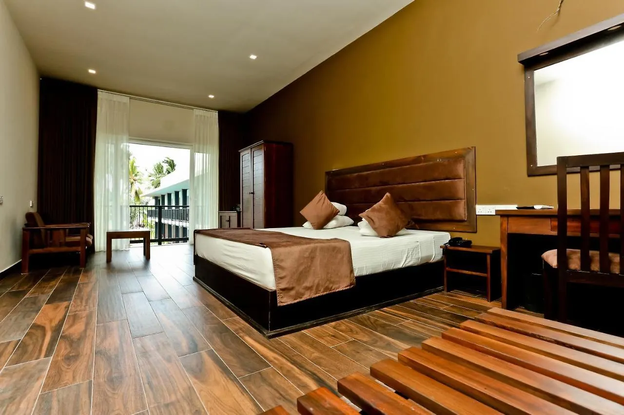 Golden Star Beach Hotel Negombo 3*,  Sri Lanka