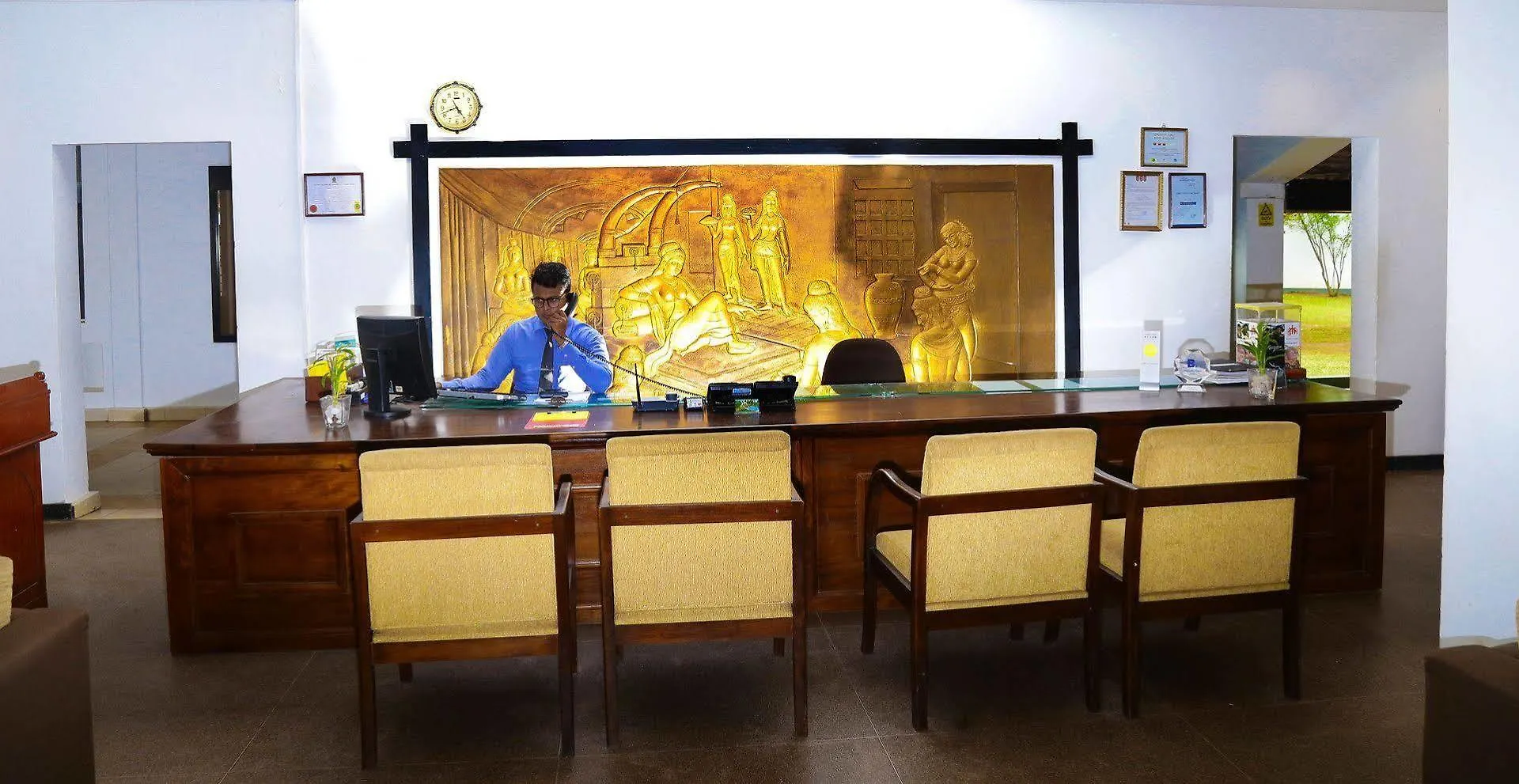Golden Star Beach Hotel Negombo