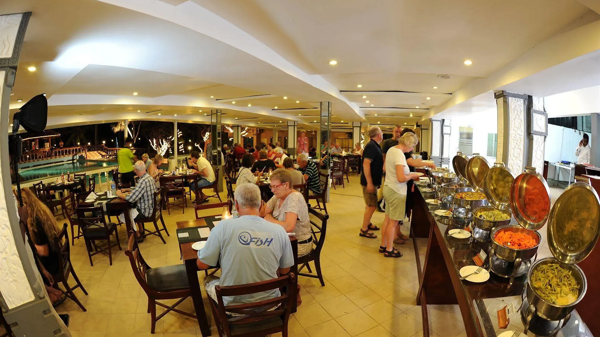 Golden Star Beach Hotel Negombo